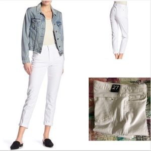 Joe’s Jean boyfriend jeans White K02